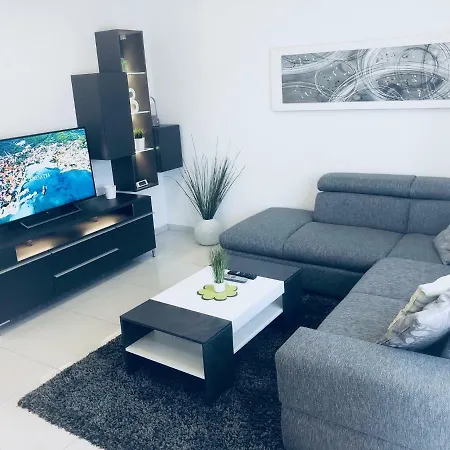 Roko Apartment Kastela