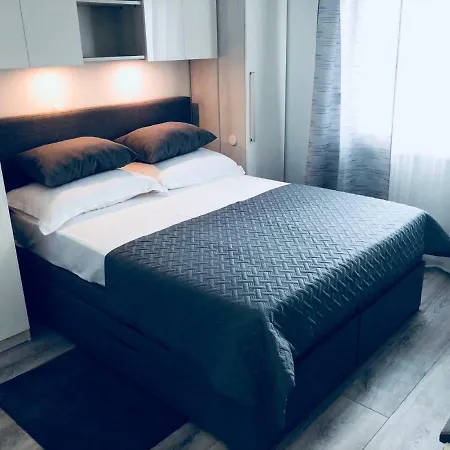 Apartment Roko *